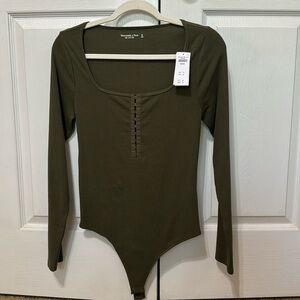 NWT Abercrombie Bodysuit